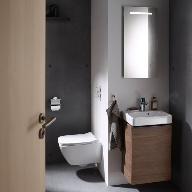 Small bathroom with bathroom products from Geberit Smyle Small bathroom with bathroom products from Geberit Smyle