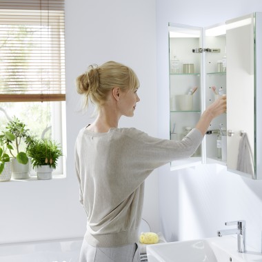 Biophilia – plants in the bathroom are right on trend Biophilia – plants in the bathroom are right on trend