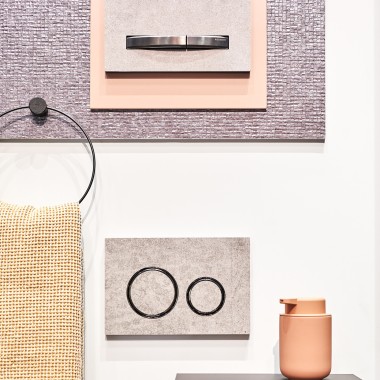 A mix of materials in the bathroom creates more cosiness A mix of materials in the bathroom creates more cosiness