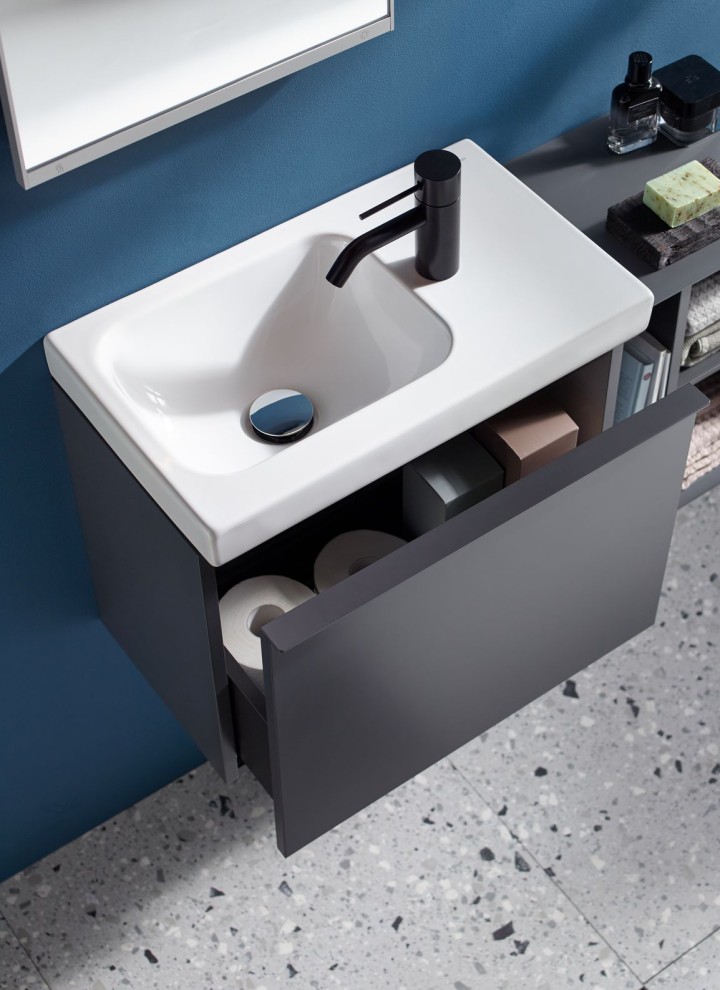 iCon handrinse basin for the guest bathroom (© Geberit) iCon handrinse basin for the guest bathroom (© Geberit)