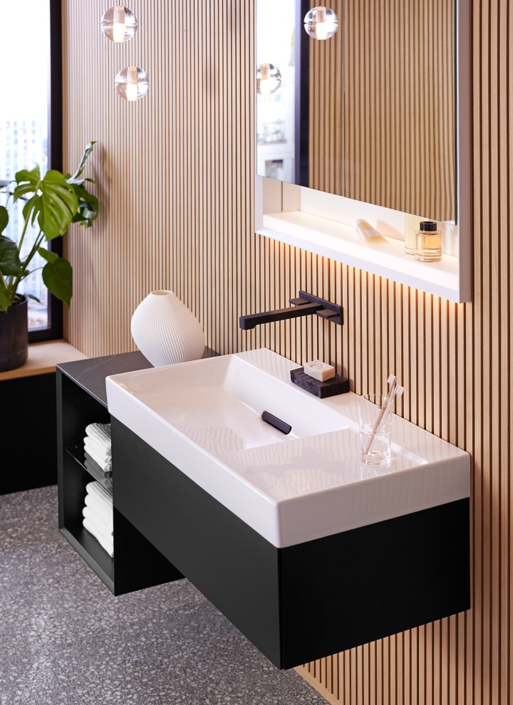 Products in black matt from the Geberit ONE bathroom series (© Geberit) Products in black matt from the Geberit ONE bathroom series (© Geberit)