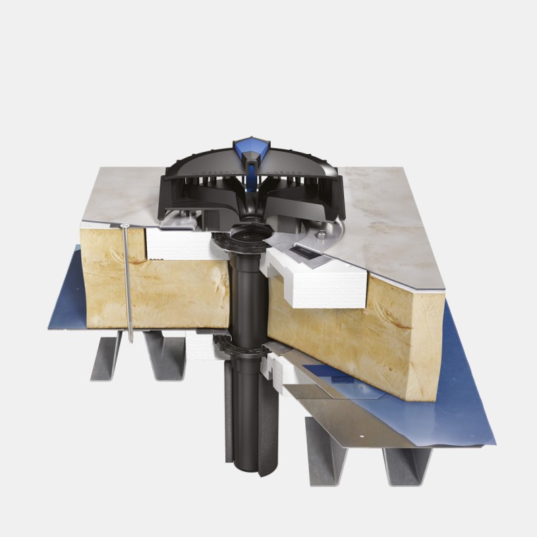 Vendosja e Geberit Pluvia në një çati të lehtë, e izoluar me membranë dhe lidhje për pengimin e avujve