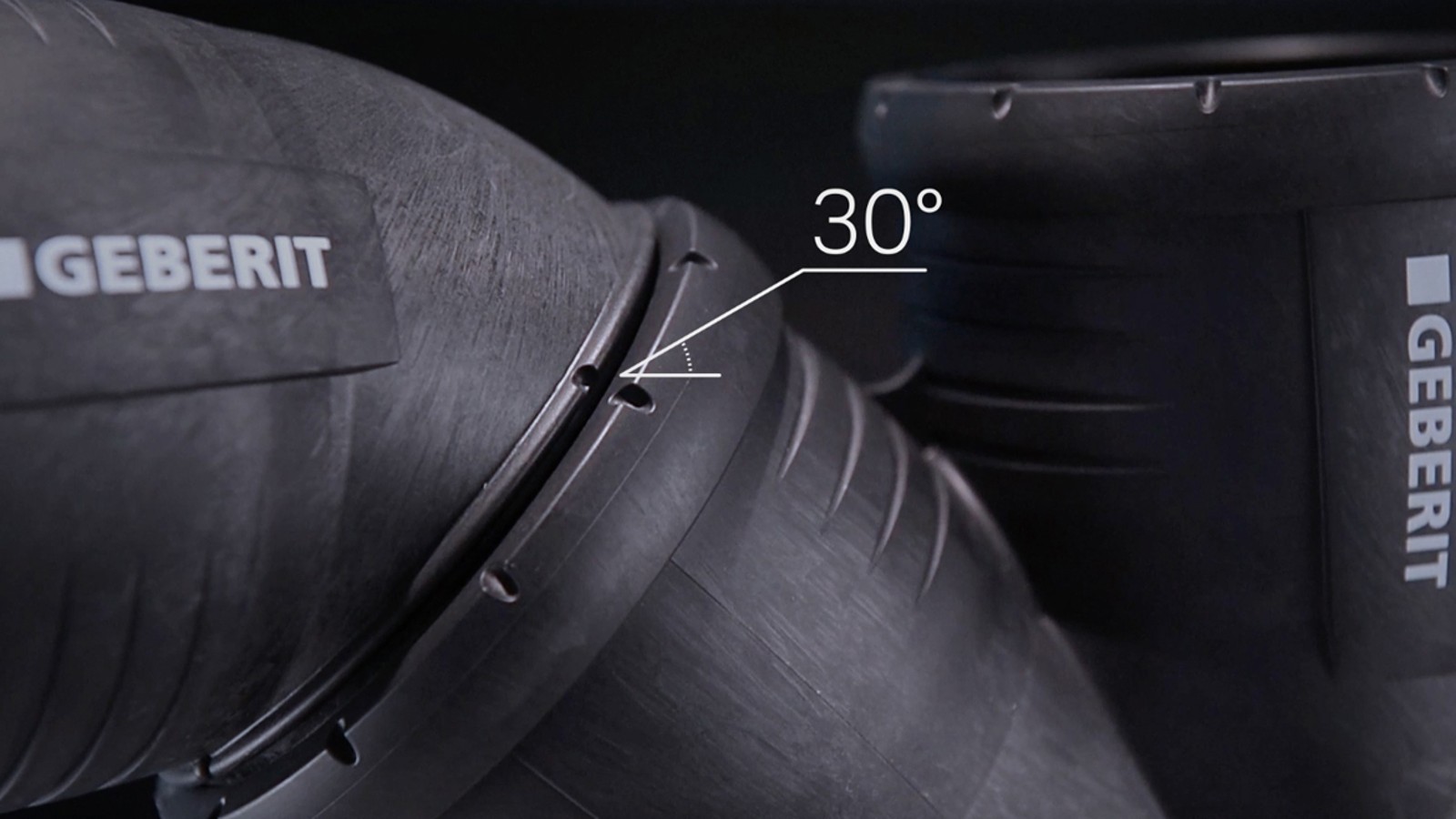 Shenjimet 30° në pjesët lidhëse Geberit Silent-Pro
