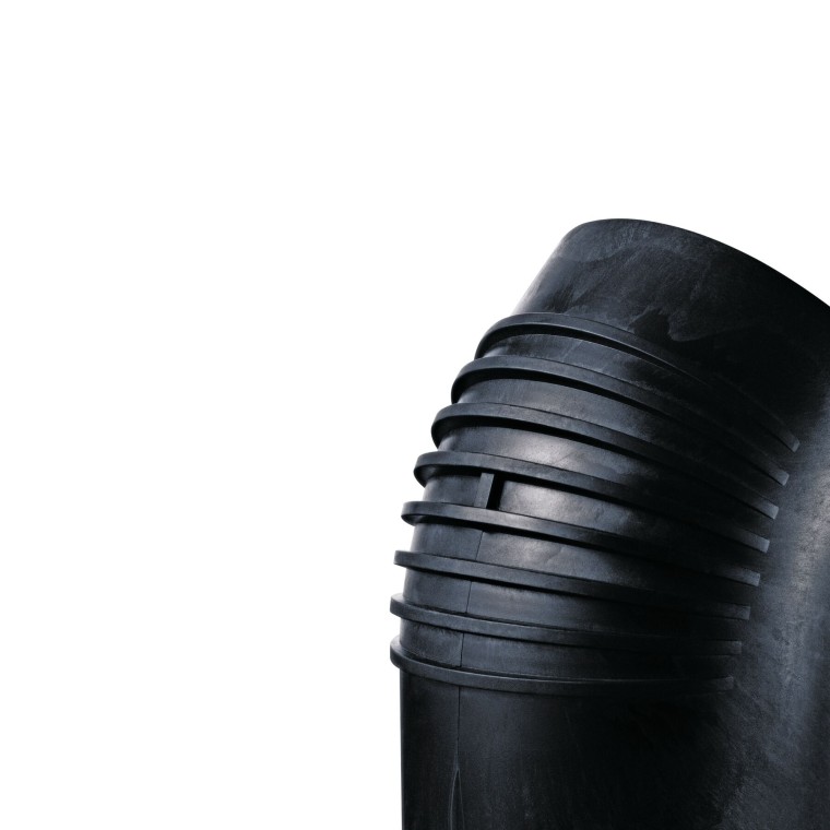 Muret e përforcuara të tubave rrisin përthithjen e zërit.