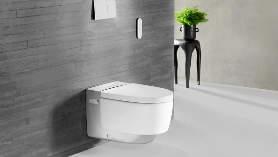 Geberit AquaClean Mera Comfort in chrome with Sigma