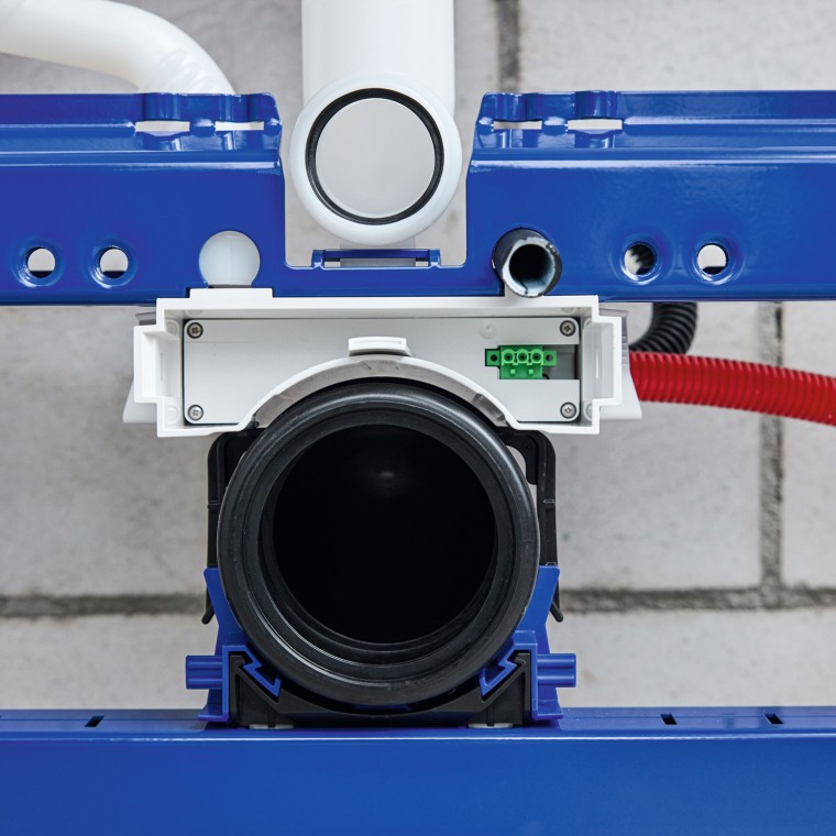 Kutia Geberit Power & Connect gjatë instalimit