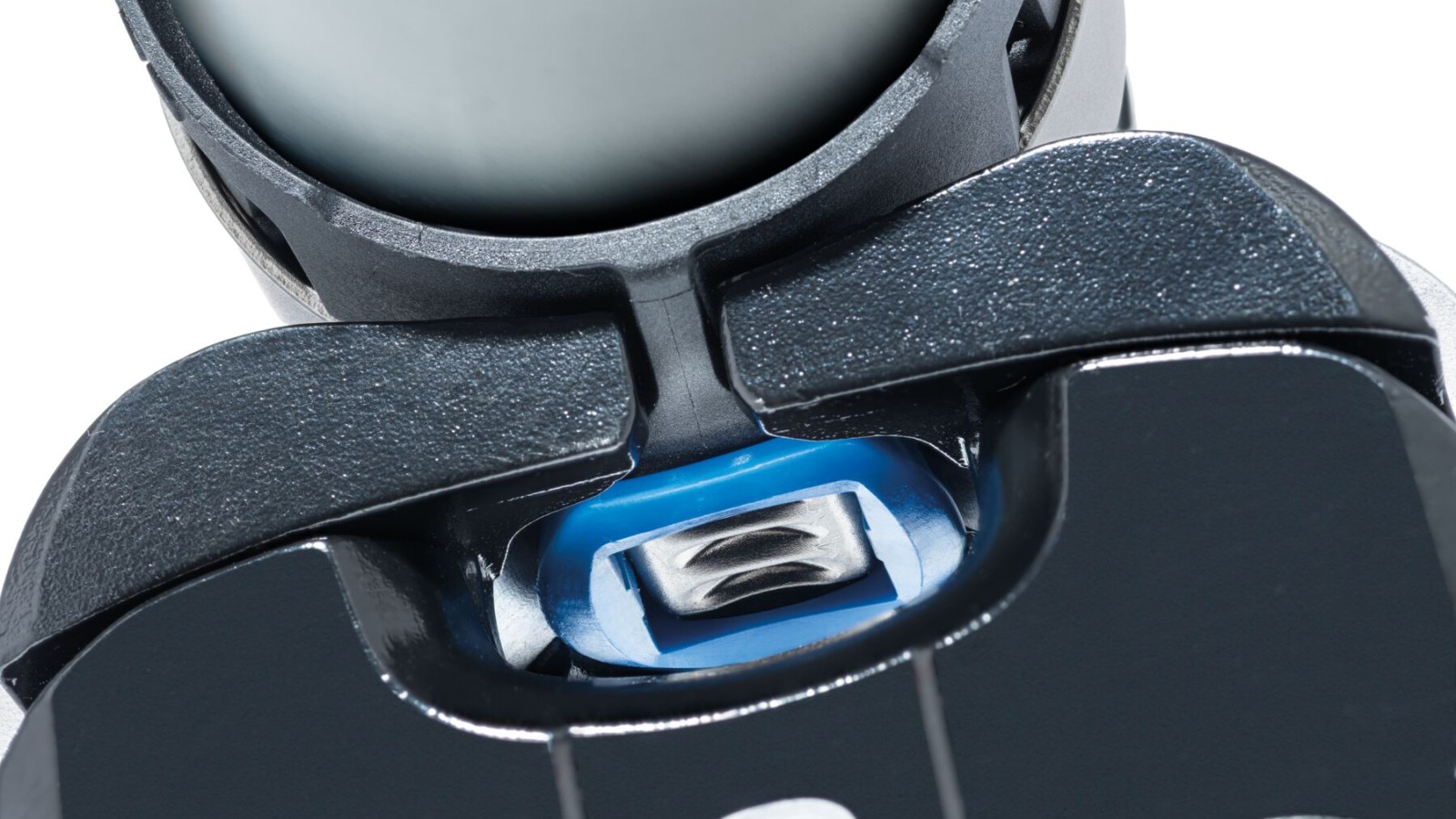 Geberit FlowFit – udhëzimi i saktë i veglës përmes treguesit të presimit Geberit FlowFit – udhëzimi i saktë i veglës përmes treguesit të presimit