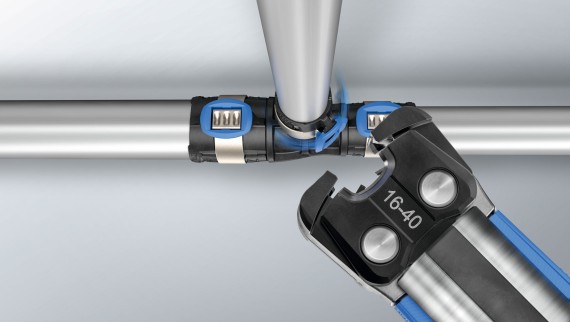 Geberit FlowFit is very easy to install Geberit FlowFit is very easy to install